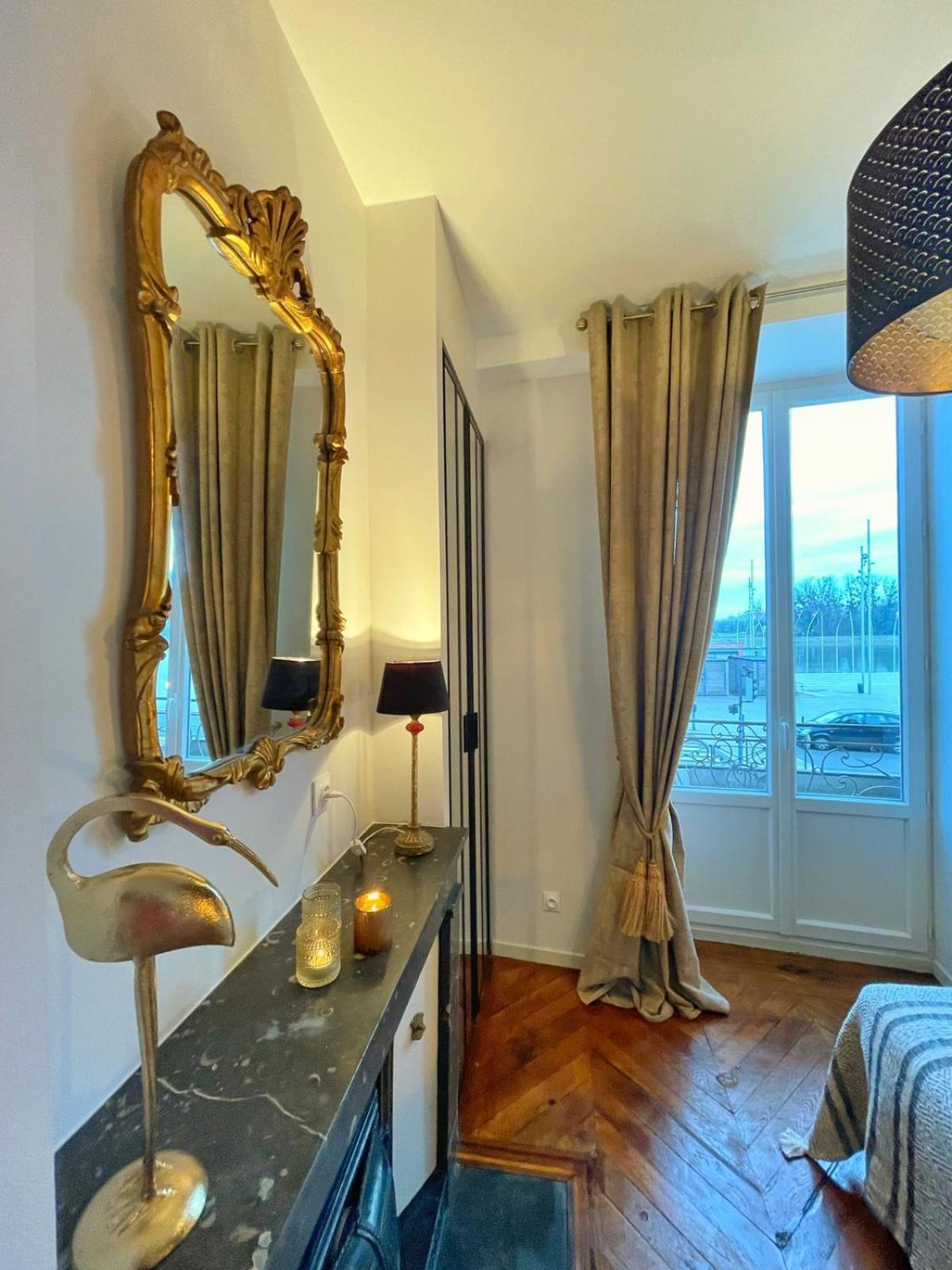 Center Macon Charmant Appartement Avec Vue Sur La Saone Экстерьер фото
